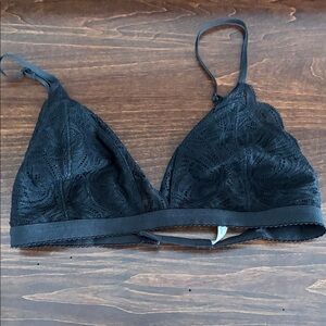 Aritzia Talula lace front bra black NWOT